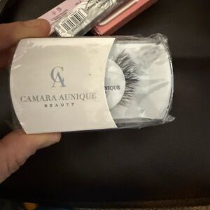 Camara Aunique Beauty